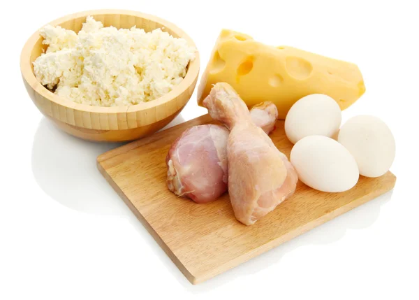 白色上分离的蛋白的食物 — 图库照片