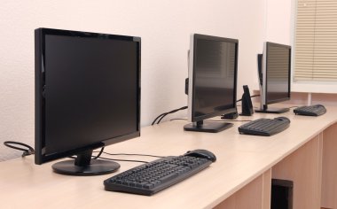 bilgisayar odası tabloları