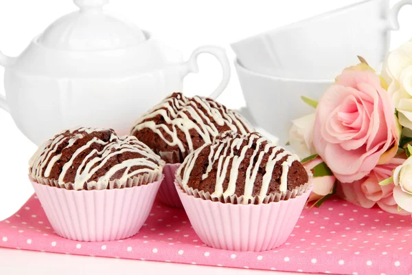 Słodkie babeczki czekoladowe z bliska — Zdjęcie stockowe