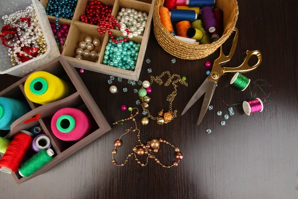 Workplace of jewellery maker close-up — Stock Photo, Image