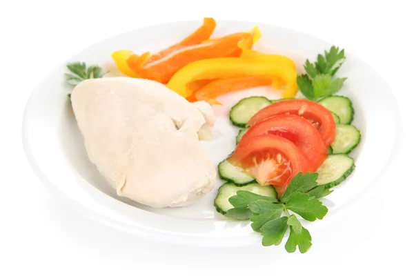 Pechuga de pollo hervida en el plato con verduras de cerca —  Fotos de Stock