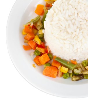 sebzeler üzerinde beyaz izole lezzetli risotto