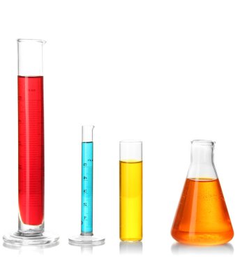 test tüpleri ile üzerine beyaz izole renkli sıvı