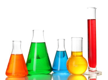 test tüpleri ile üzerine beyaz izole renkli sıvı