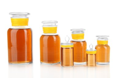 ilaç şişeleri üzerinde beyaz izole