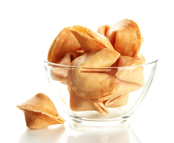 Fortune cookies in kom, geïsoleerd op wit — Stockfoto