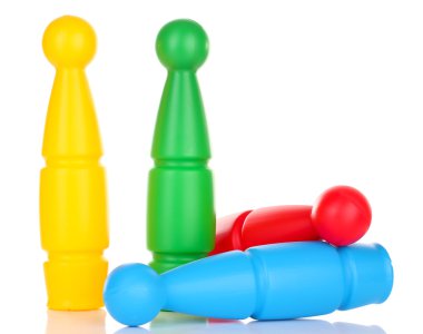 beyaz izole oyuncak bowling renkli plastik cips