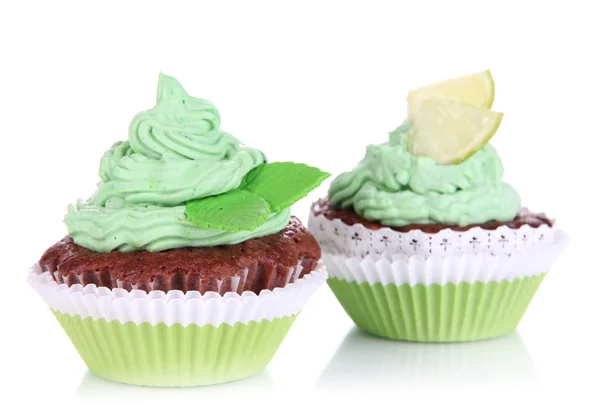 Utsökt vackra cupcakes isolerad på vit — Stockfoto