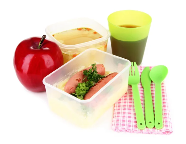 Smakelijke lunch in plastic bakjes, geïsoleerd op wit — Stockfoto