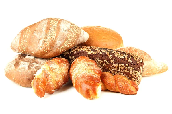 Sammensetning med brød og rundstykker, isolert på hvitt – stockfoto