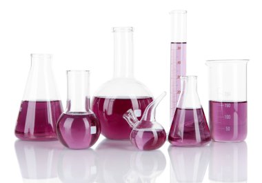 test tüpleri üzerinde beyaz izole mor sıvı ile