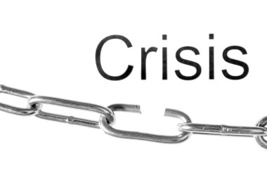 kırık zincir üzerinde beyaz izole