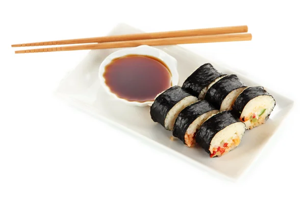 Sabroso sushi Maki - Rollo aislado en blanco — Foto de Stock