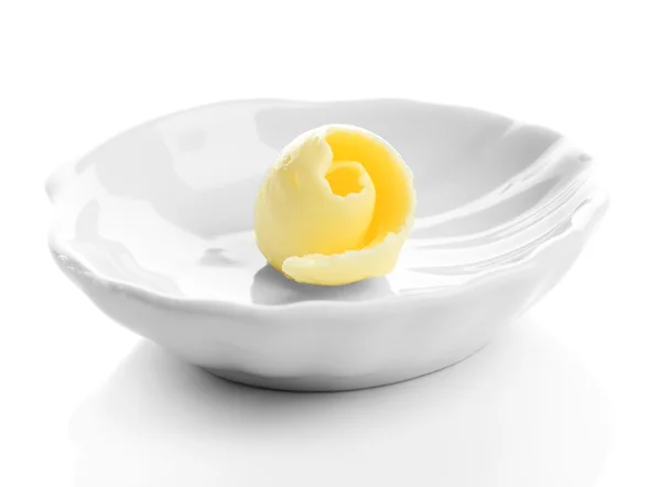 Masło curl na talerz, na białym tle — Zdjęcie stockowe