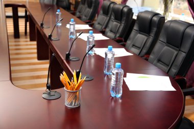 Boş konferans odasının içi