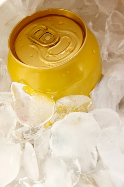 Metal tin with ice close-up — Stock Photo, Image