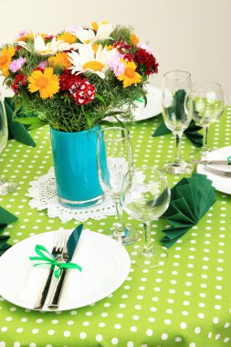 Kahvaltı için güzel Tablo ayarı