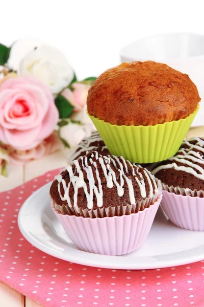 Sweet cupcakes close up — Stock Photo, Image