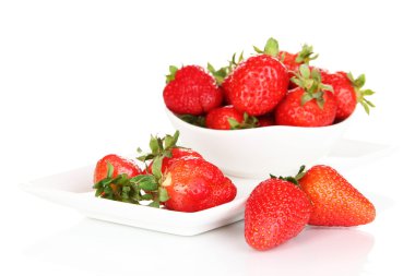 beyaz izole kase taze çilek