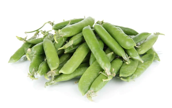 Guisantes verdes dulces aislados en blanco —  Fotos de Stock