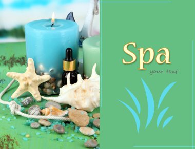 Sea spa kompozisyon mavi doğal zemin üzerine ahşap tablo