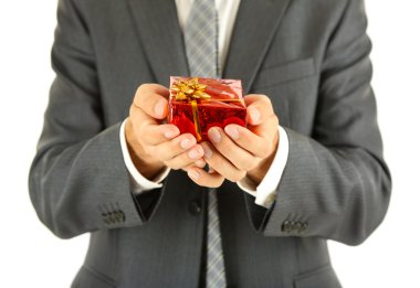 beyaz izole genç işadamı mevcut hediye kutusu
