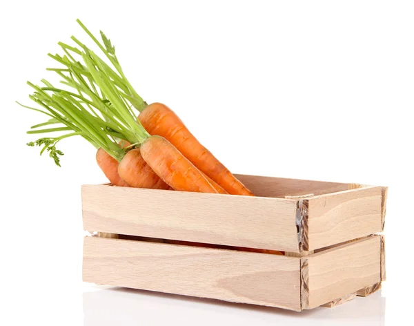 Carrots in wooden crate, isolated on white — Stock Photo, Image