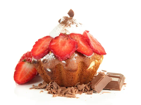 Tasty muffin cake with strawberries and chocolate, isolated on white — Stock Photo, Image