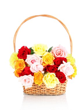 güzel beyaz izole hasır sepet gül buketi
