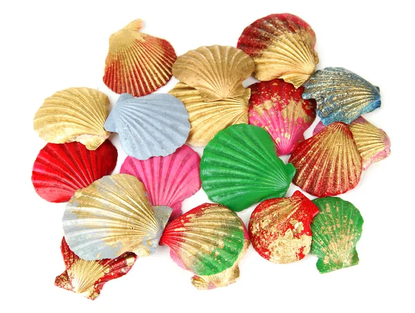 Conchas marinas coloridas, aisladas en blanco — Foto de Stock