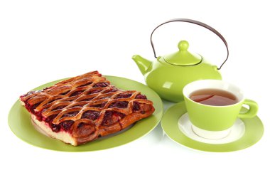 vişneli tart çay beyaz izole