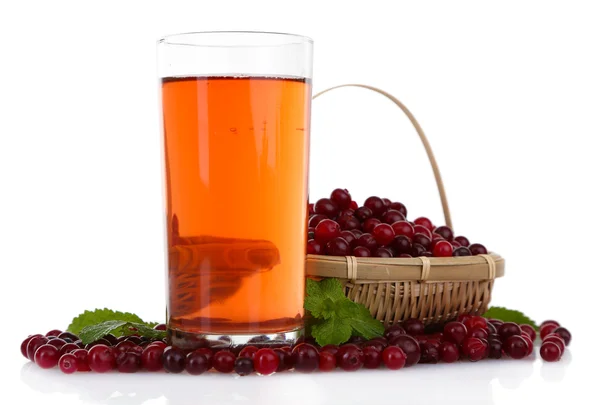 Vaso de jugo de arándano y arándanos rojos maduros, aislado sobre blanco —  Fotos de Stock