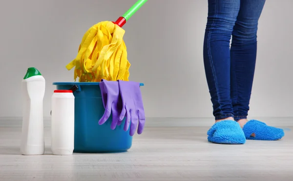 Cleaning floor in room close-up — Stock Photo, Image