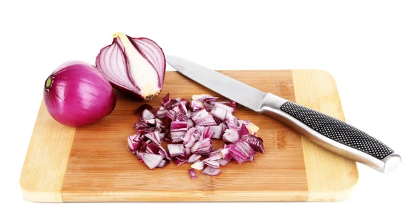 Corte de cebolla morada aislada en blanco — Foto de Stock