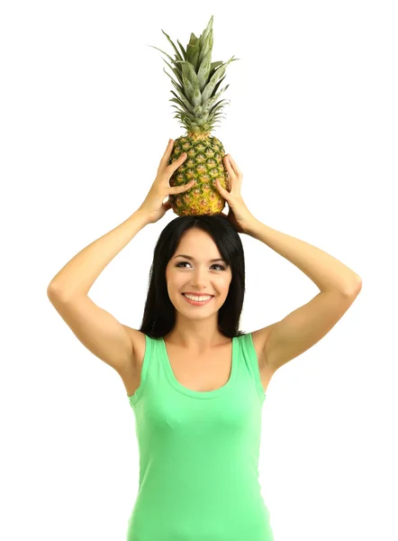 Mädchen mit frischer Ananas isoliert auf weiß — Stockfoto