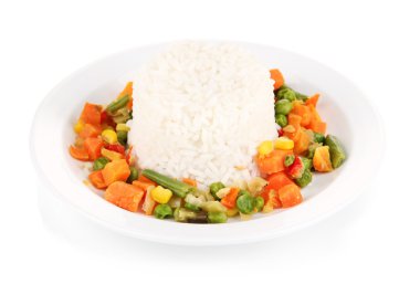 sebzeler üzerinde beyaz izole lezzetli risotto