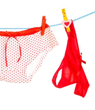 kadın külotu üzerinde beyaz izole ip asılı