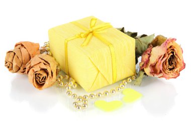 Romantik Paket üzerinde beyaz izole