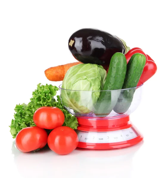 Verduras frescas en escamas aisladas sobre blanco —  Fotos de Stock