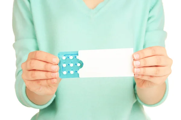 Hormonella piller i kvinnliga händer isolerad på vit — Stockfoto