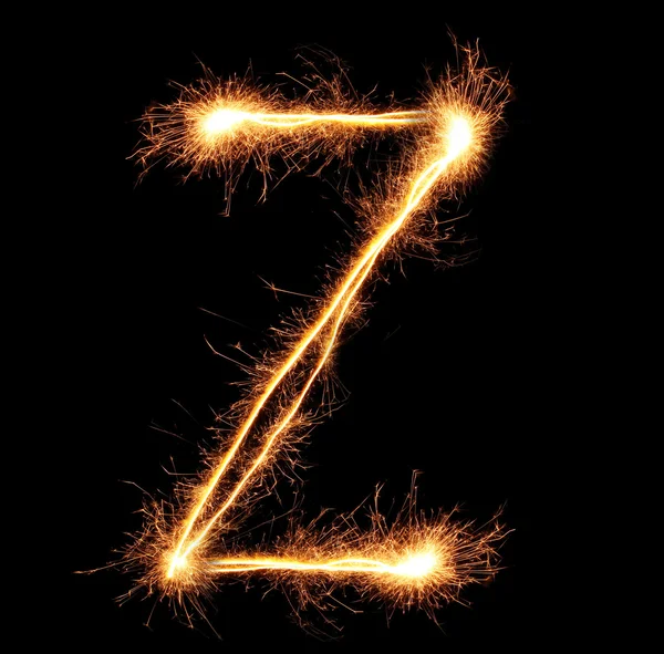 Huruf "Z" sparklers pada latar belakang hitam — Stok Foto