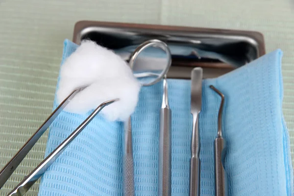 Dentist tools on napkin close-up — Stock Photo, Image