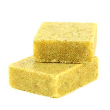 Bouillon küp, üzerinde beyaz izole