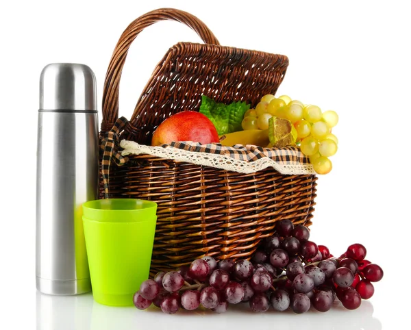 Picnic basket with fruit and thermos isolated on white — Stock Photo, Image