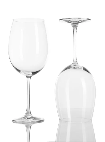 Två glas isolerade på vit — Stockfoto