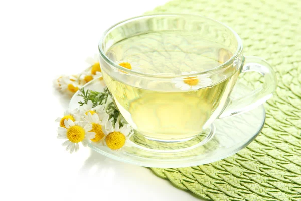 Cup of herbal tea with wild camomiles and mint, isolated on white — Stock Photo, Image