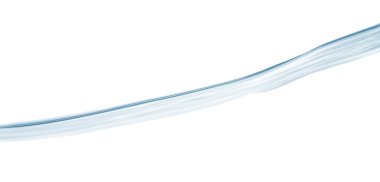 saf su dalgası üzerinde beyaz izole bir sıçrama