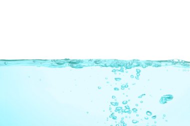 saf su dalgası üzerinde beyaz izole bir sıçrama