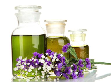 ilaç şişeleri üzerinde beyaz izole