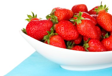 beyaz izole kase taze çilek